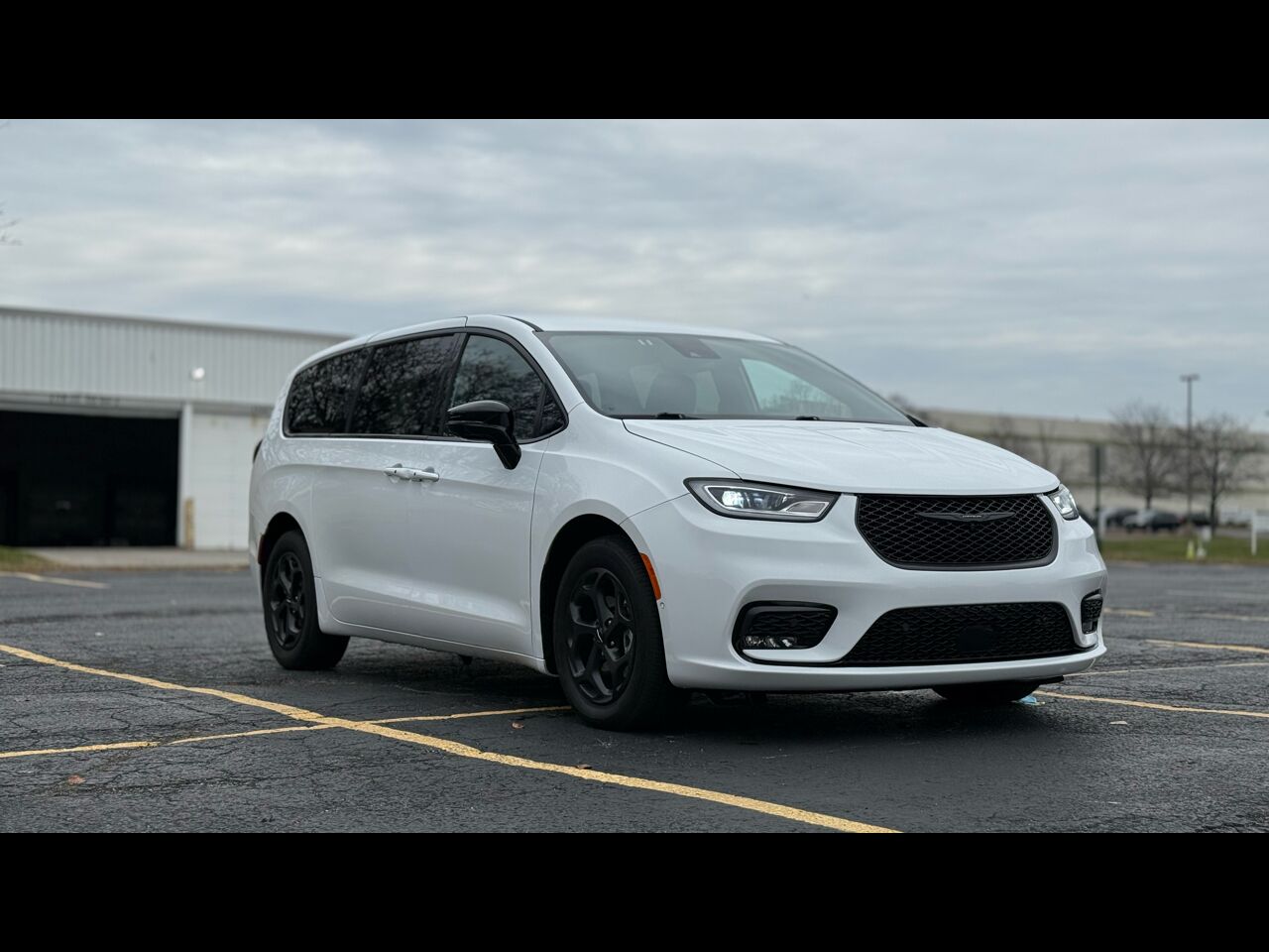 2024 CHRYSLER Pacifica