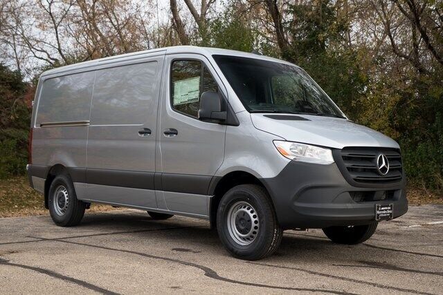 2026 MERCEDES-BENZ Sprinter