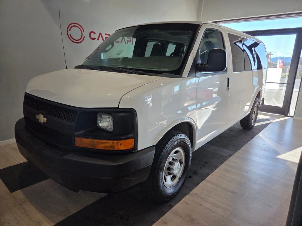 2016 CHEVROLET Express