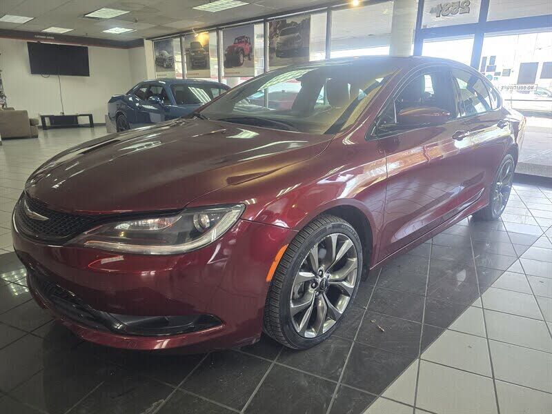 2016 CHRYSLER 200