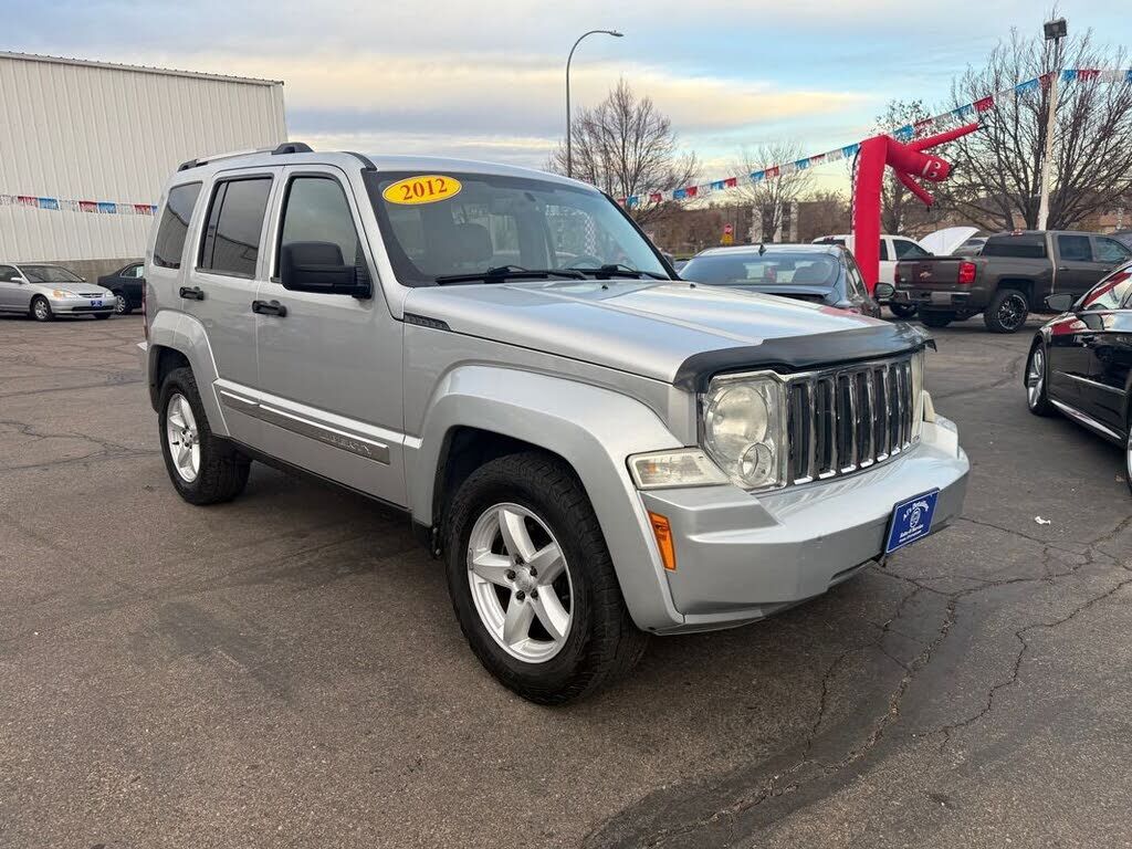 2012 JEEP Liberty