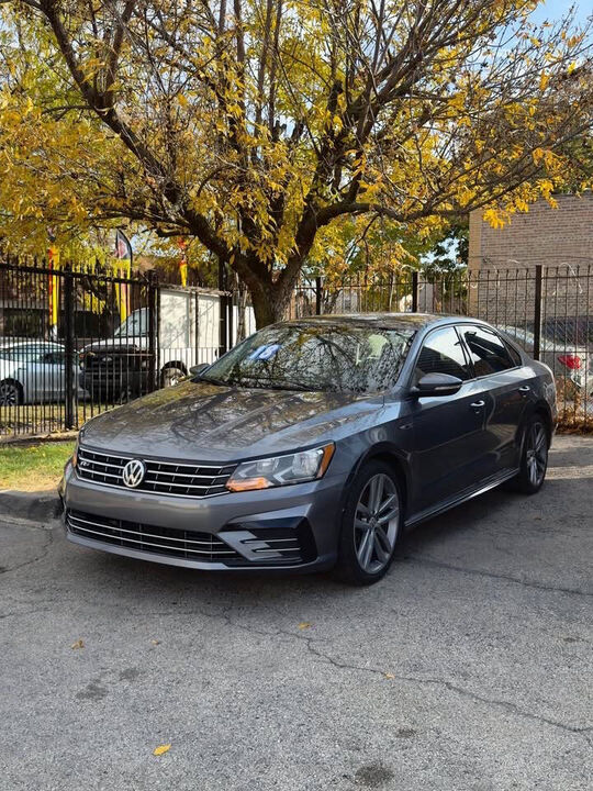 2018 VOLKSWAGEN Passat