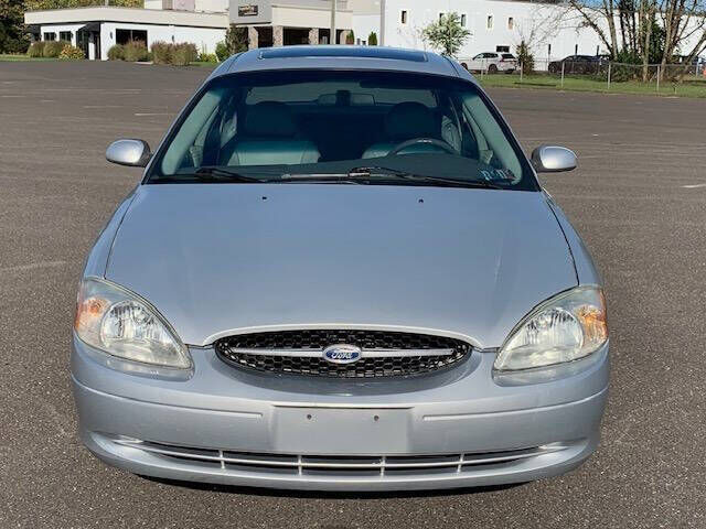 2003 FORD Taurus