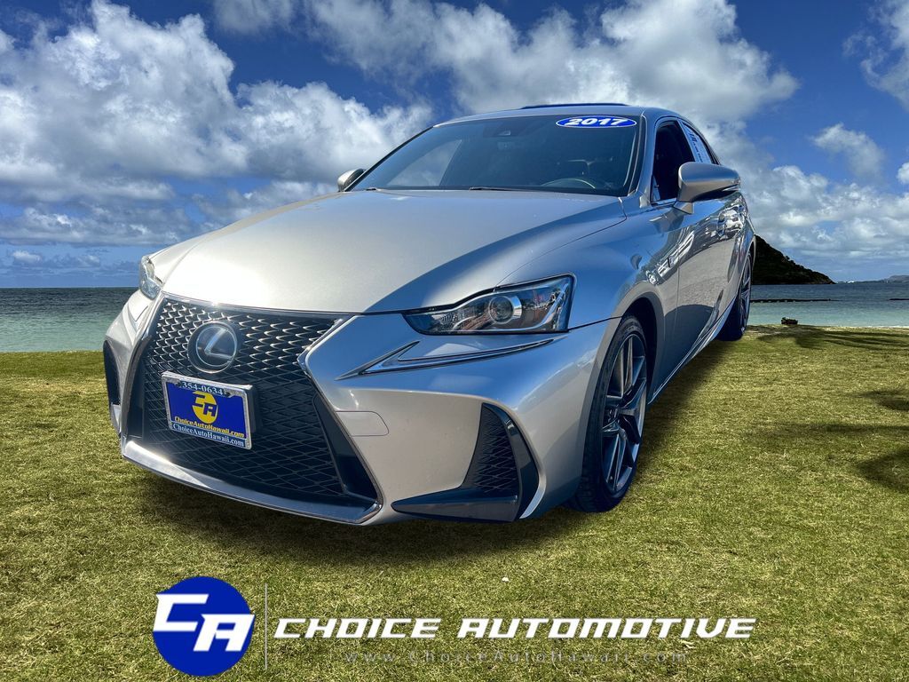 Lexus IS