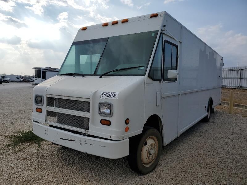 2004 FREIGHTLINER MT 45 Chassis