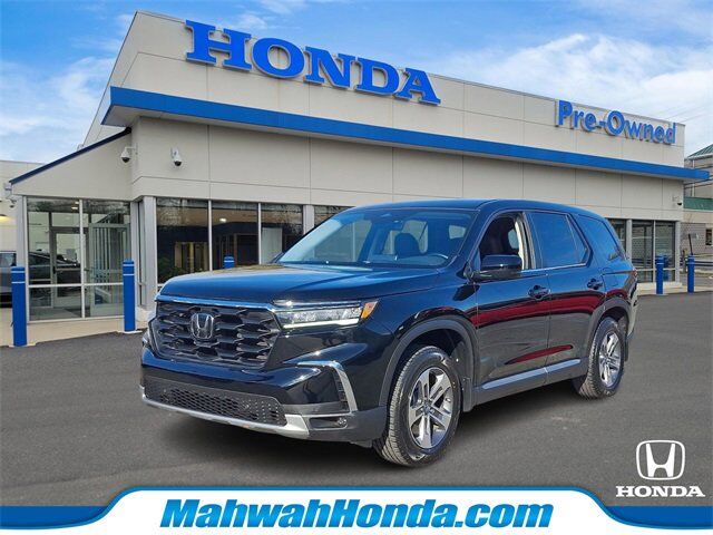 2025 HONDA Pilot
