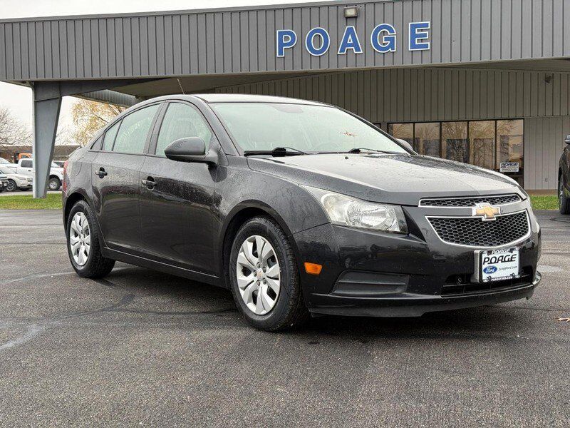 2013 CHEVROLET Cruze