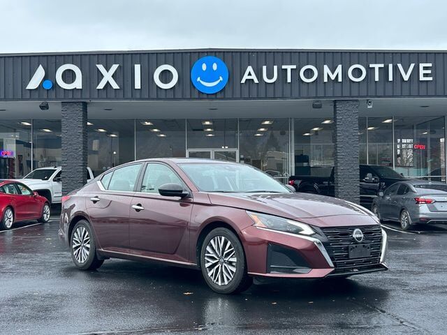 2024 NISSAN Altima