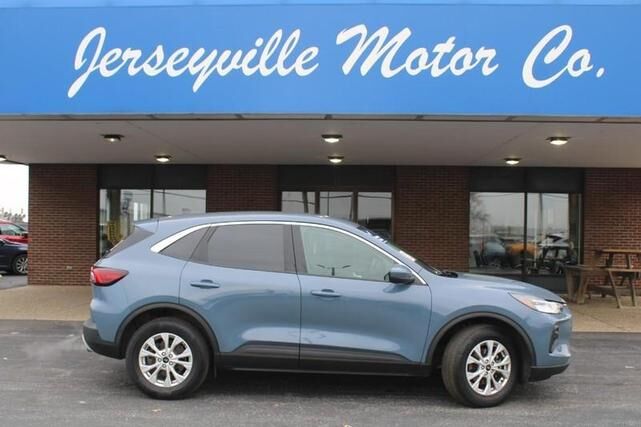 2023 FORD Escape