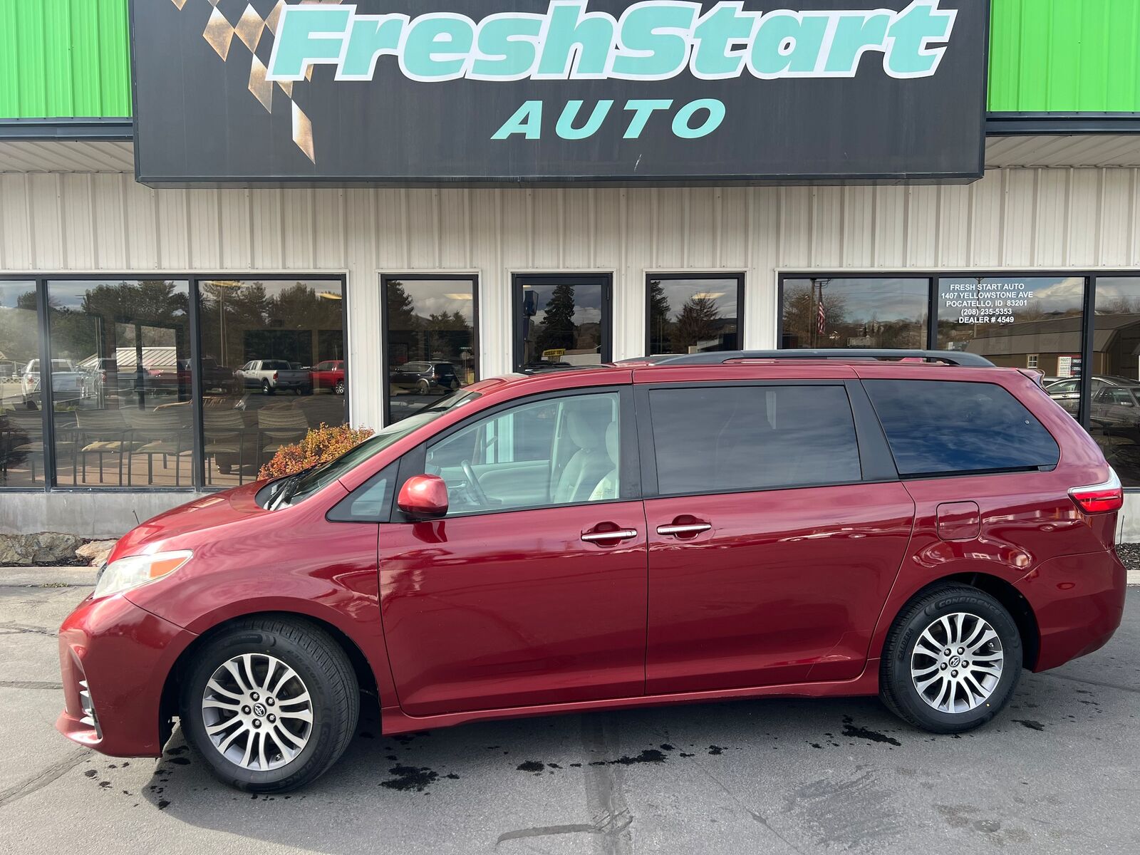 2018 TOYOTA Sienna