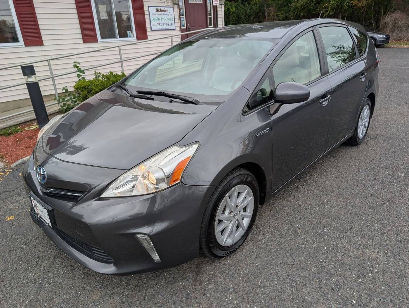 Toyota Prius V