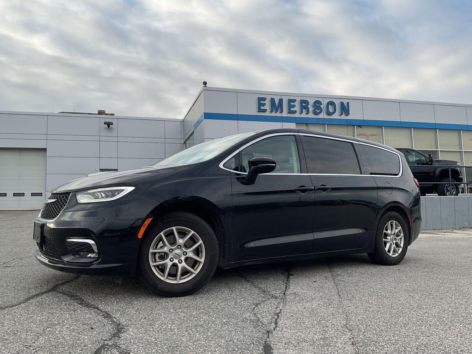 2024 CHRYSLER Pacifica