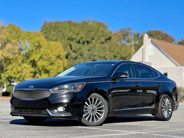 2019 KIA Cadenza