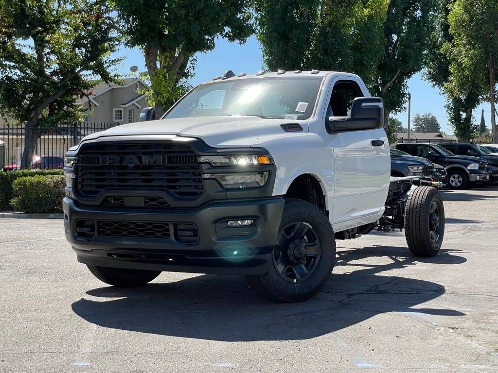 2025 RAM 3500