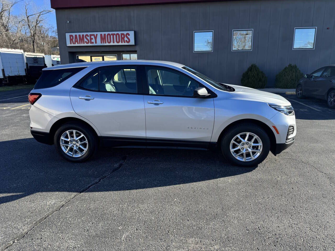 2022 CHEVROLET Equinox