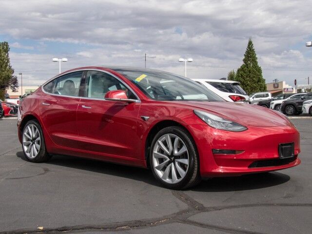 2018 TESLA Model 3