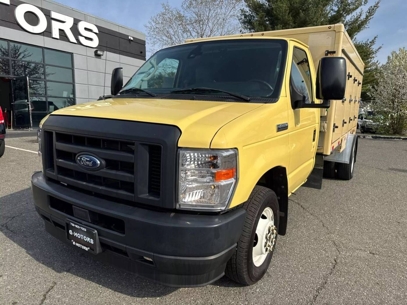 2022 FORD E-450
