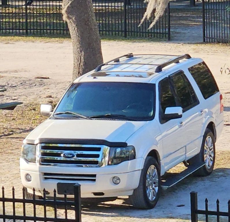 2011 FORD Expedition