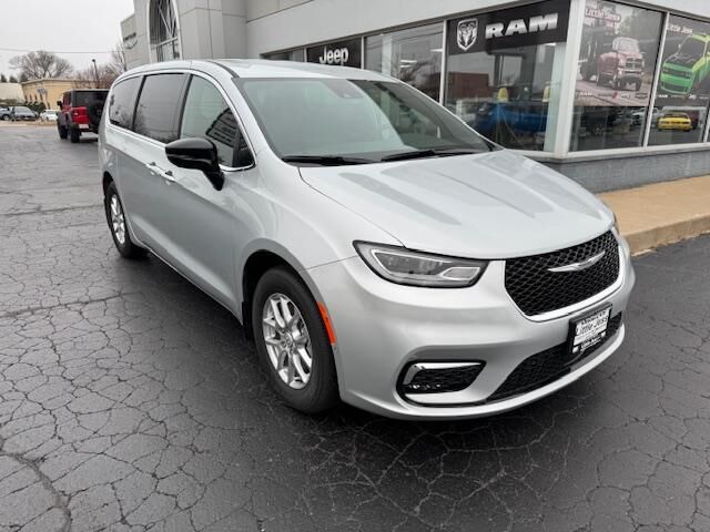 2026 CHRYSLER Pacifica