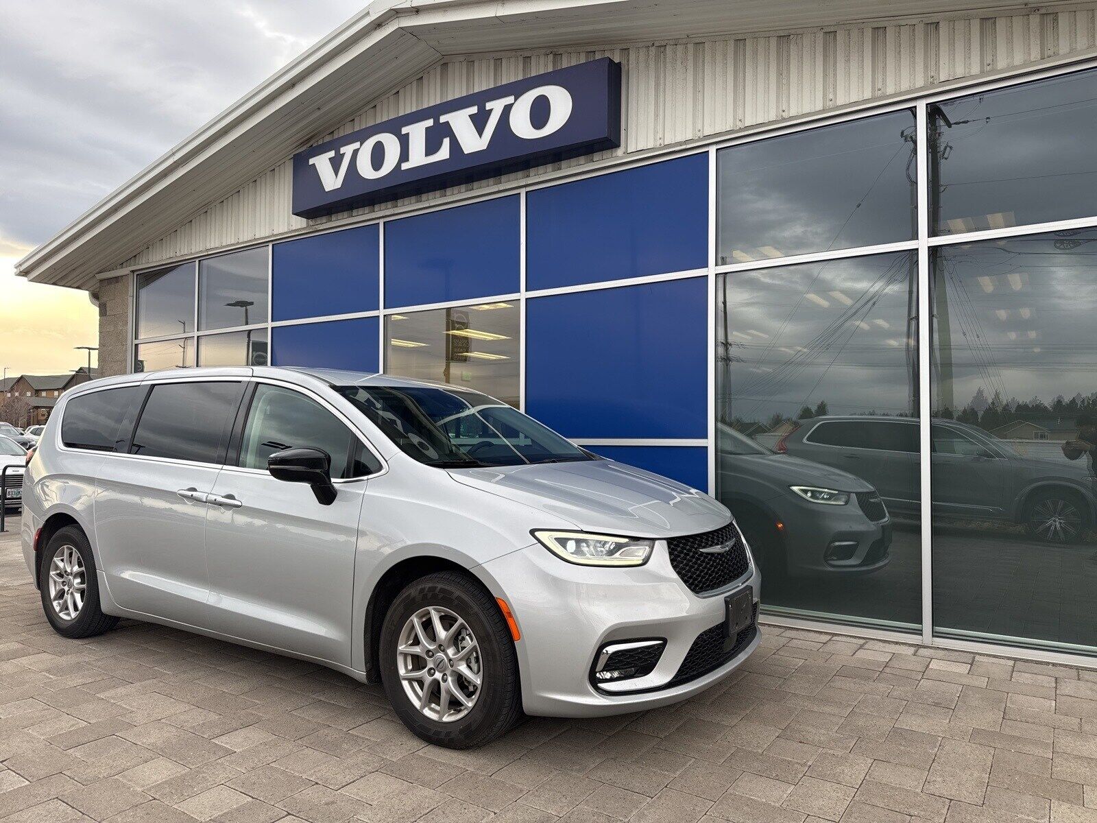 2024 CHRYSLER Pacifica