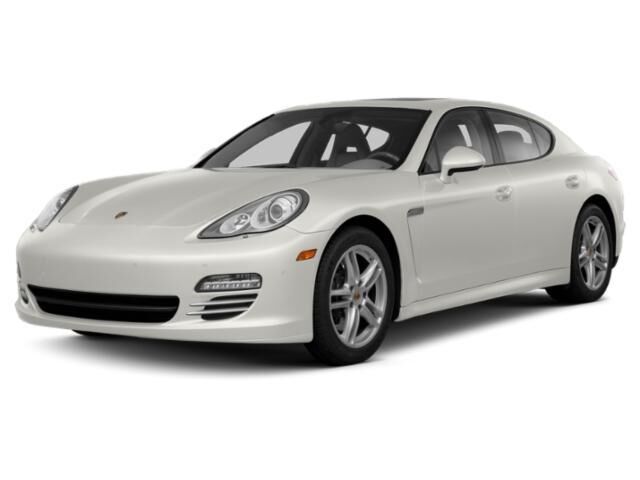 2013 PORSCHE Panamera