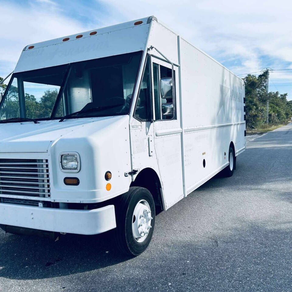 2006 FREIGHTLINER MT 55 Chassis