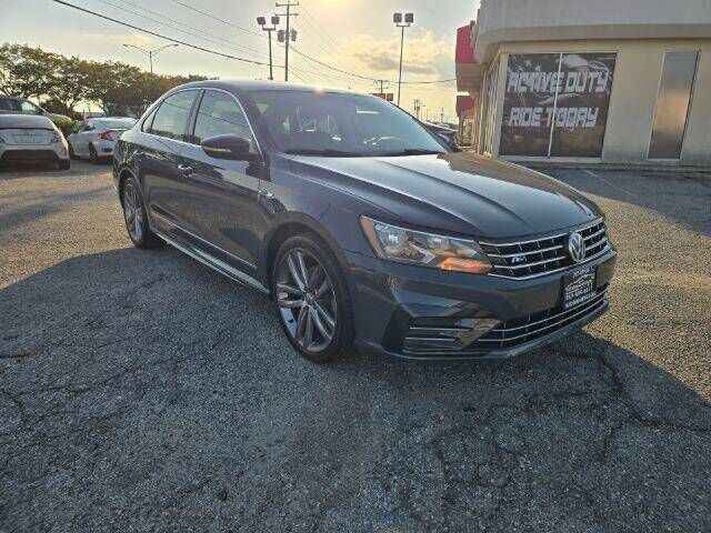 2017 VOLKSWAGEN Passat