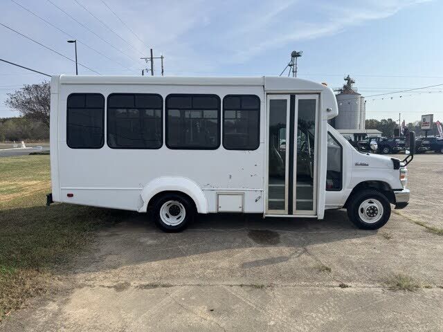 Ford E-350