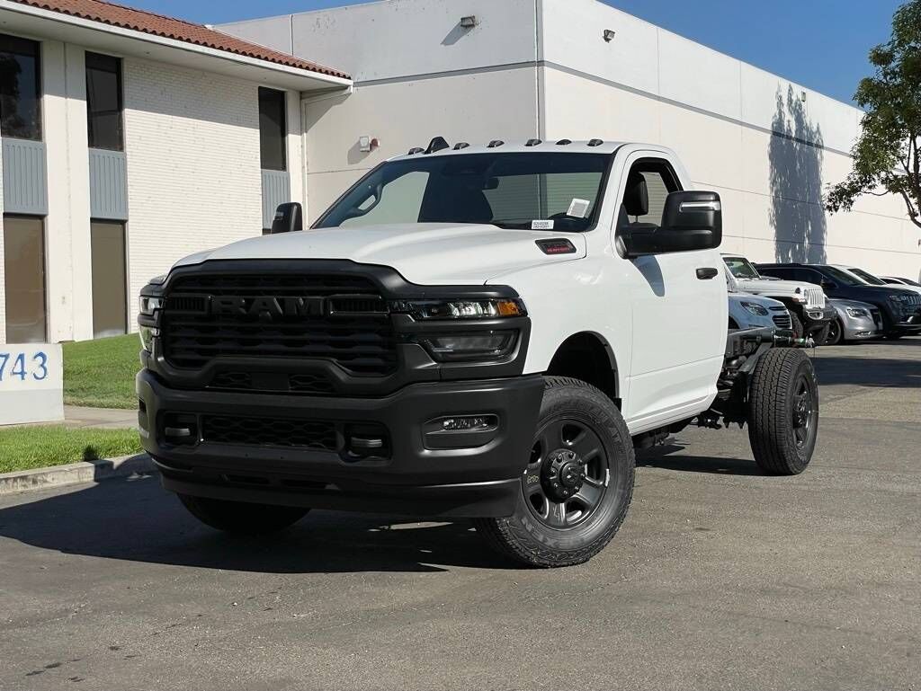 2025 RAM 3500
