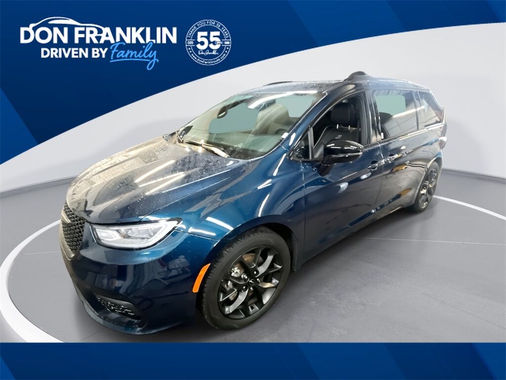 2025 CHRYSLER Pacifica