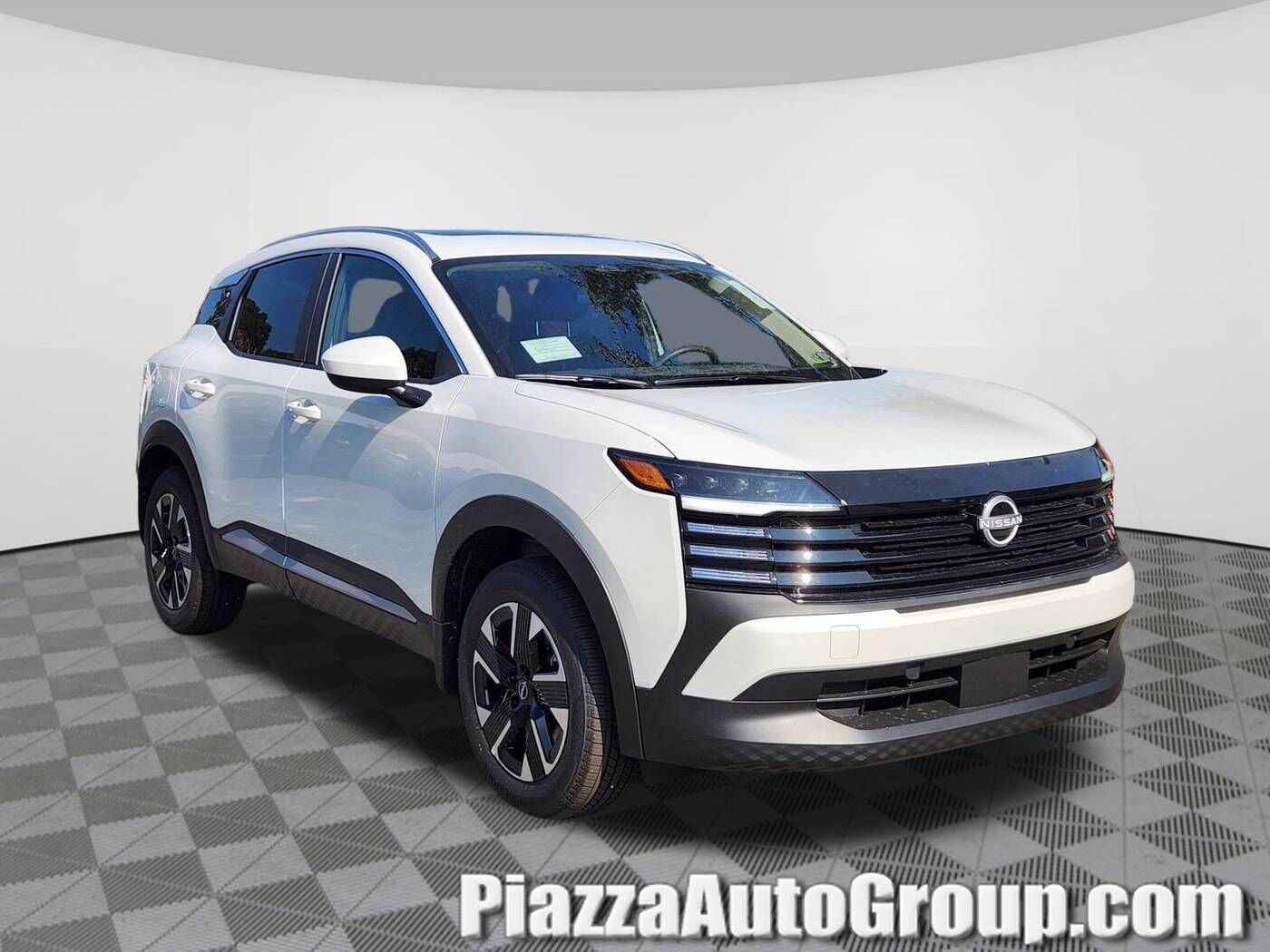 2025 NISSAN Kicks