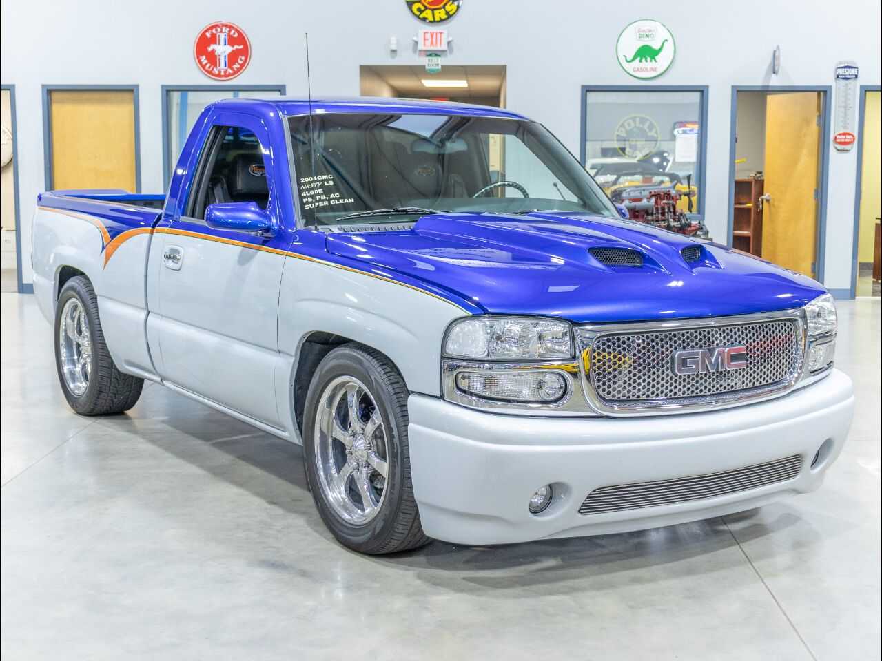 2004 GMC Sierra