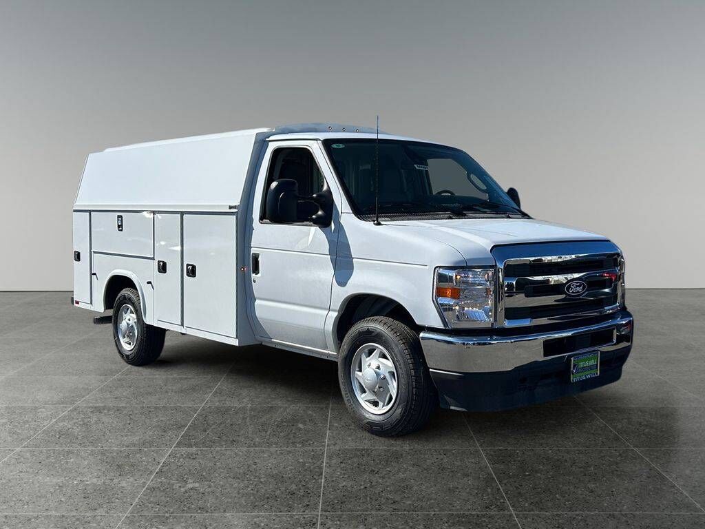 2026 FORD E-350