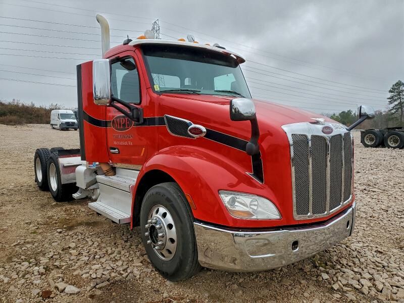 2020 PETERBILT 579