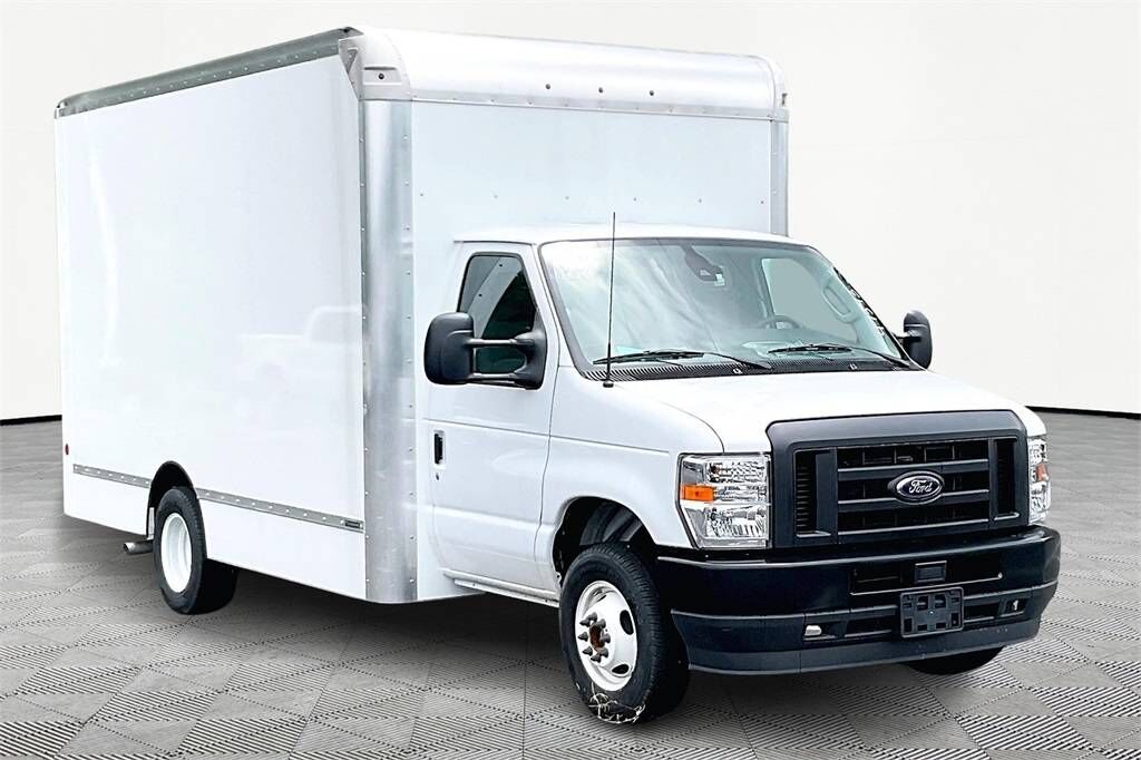 2024 FORD E-350