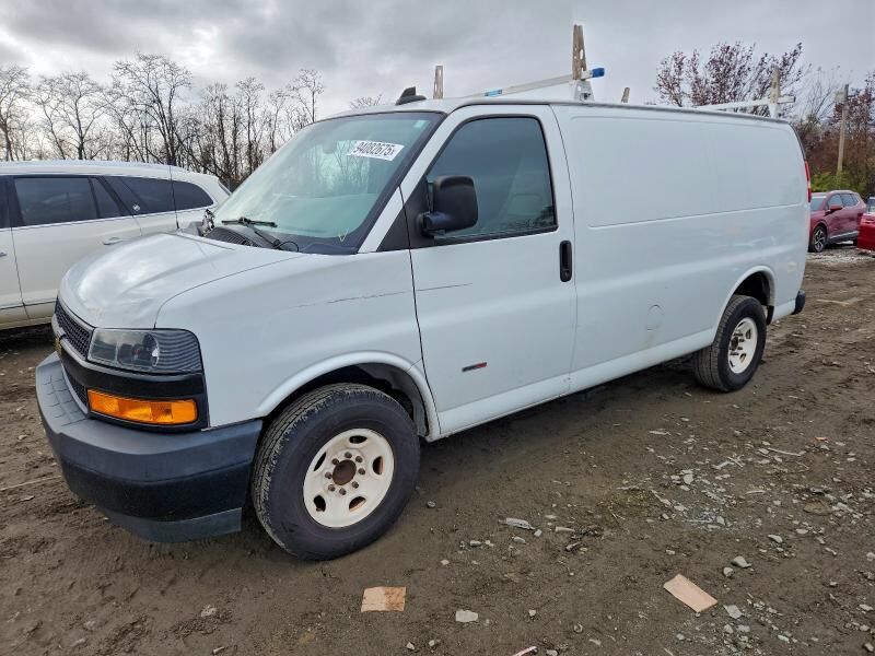 2020 CHEVROLET Express