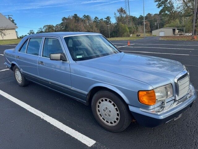 Mercedes-Benz 560