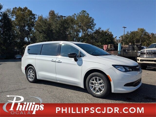 2026 CHRYSLER Voyager
