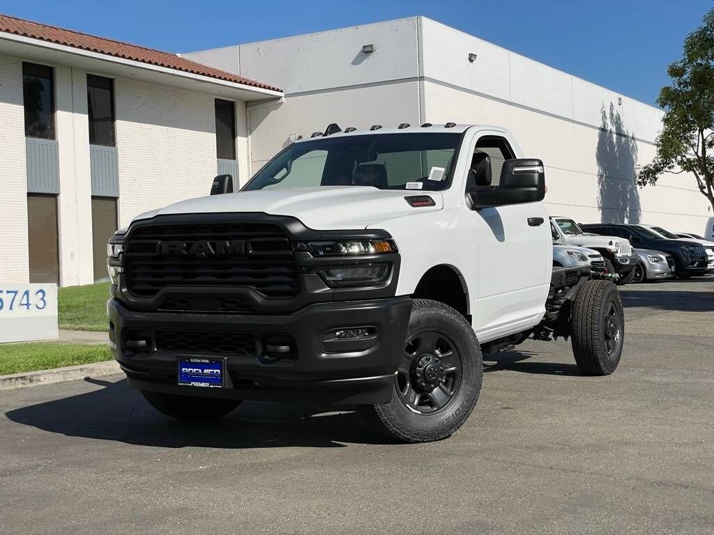 2025 RAM 3500