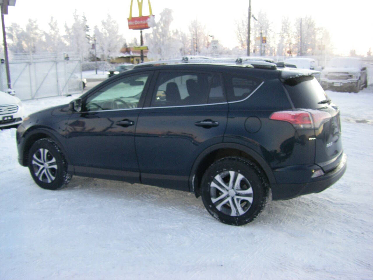 2017 TOYOTA RAV4