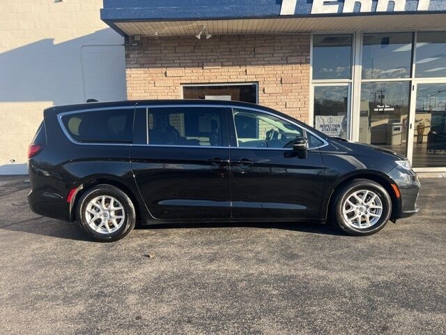 2024 CHRYSLER Pacifica