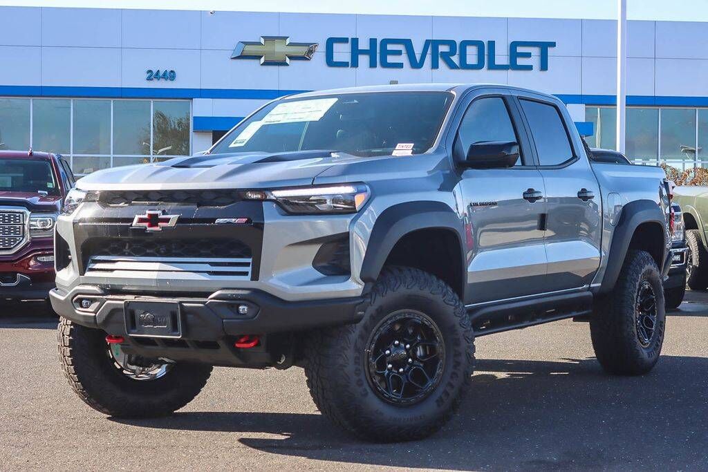 2026 CHEVROLET Colorado