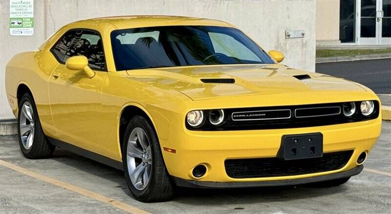 2017 DODGE Challenger