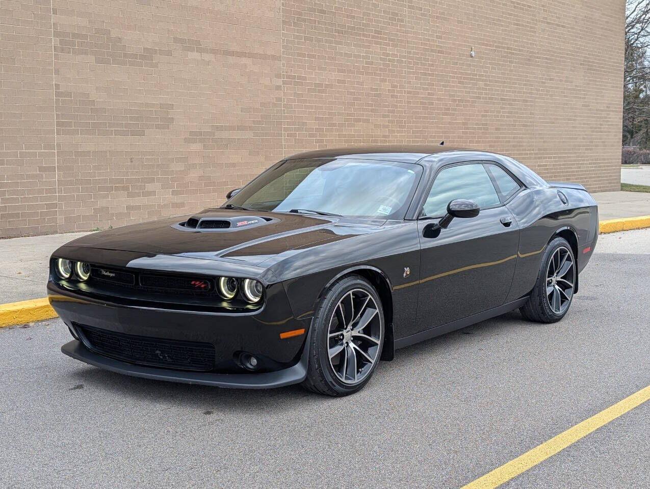 2016 DODGE Challenger