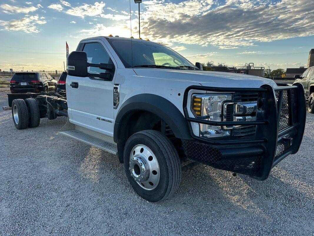2019 FORD F-550