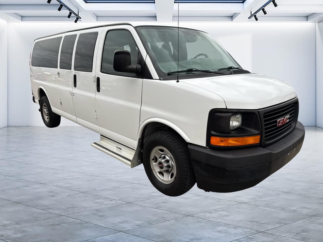 2017 GMC Savana