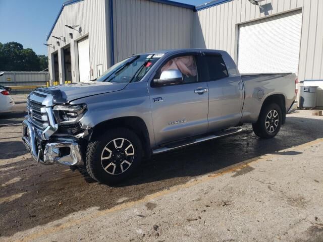 2018 TOYOTA Tundra