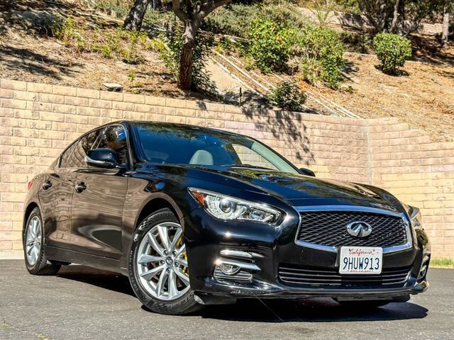 2017 INFINITI Q50