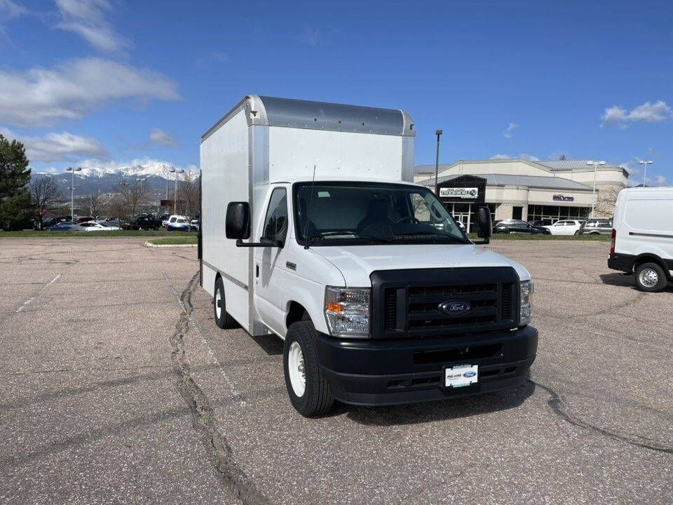 2023 FORD E-350