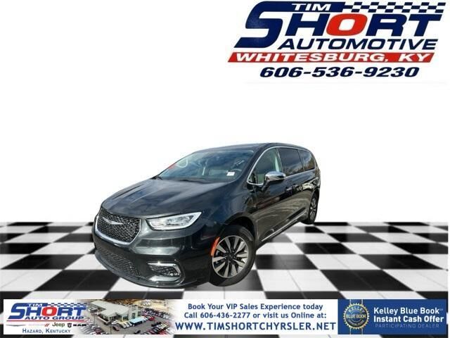 2023 CHRYSLER Pacifica